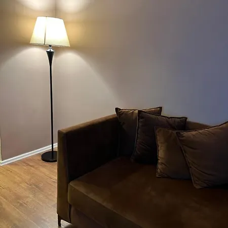 Bejartapartment2 * ティラナ