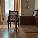 Bejartapartment2 Lägenhet *